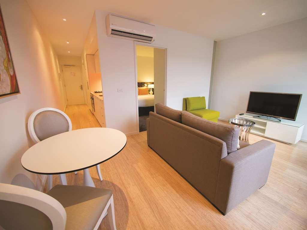 Oaks Melbourne South Yarra Suites Habitación foto
